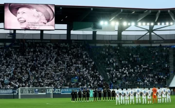 La Premier League suspendió la fecha de este fin de semana por la muerte de la Reina La Premier League suspendió la fecha de este fin de semana por la muerte de la Reina