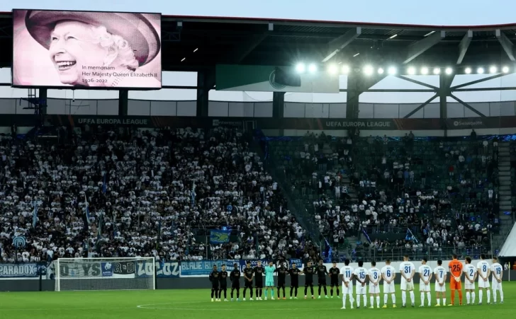 La Premier League suspendió la fecha de este fin de semana por la muerte de la Reina La Premier League suspendió la fecha de este fin de semana por la muerte de la Reina