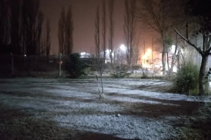 Por la ola polar, Iglesia se vistió de blanco