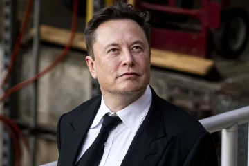 Elon Musk compró Twitter a USD 44.000 millones