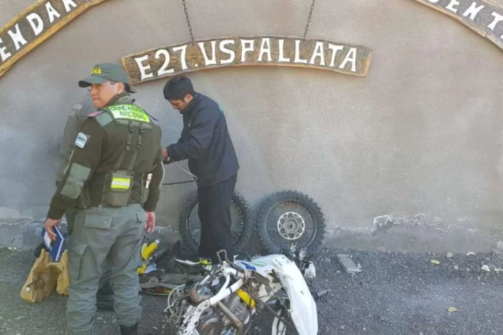 Un hombre cruzó desde Chile con una moto escondida en el baúl de su auto