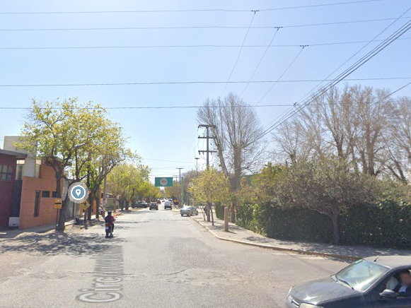 Un motociclista perdió el control y cayó: fue trasladado al hospital Un motociclista perdió el control y cayó: fue trasladado al hospital