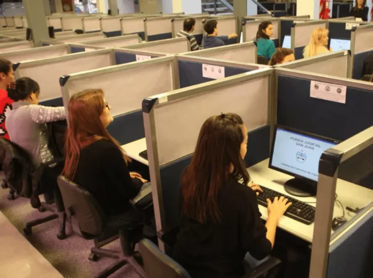 Días y horas en los que rendirán los inscriptos para el Concurso del Poder Judicial Días y horas en los que rendirán los inscriptos para el Concurso del Poder Judicial