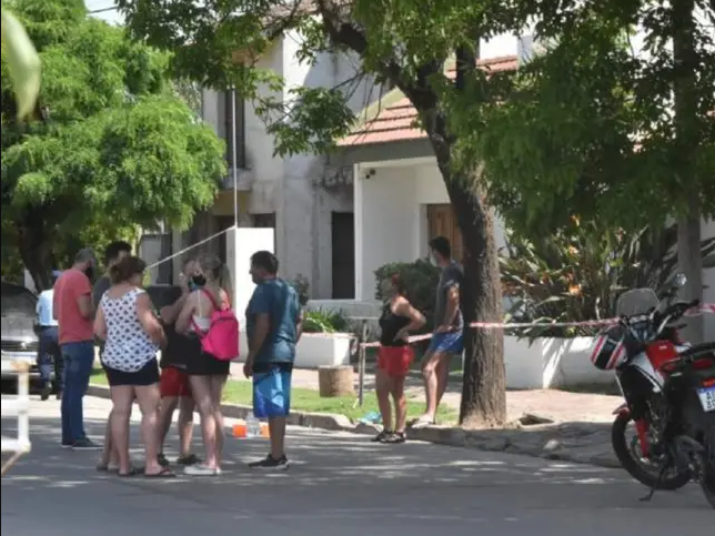 Asaltan y matan a puñaladas en su casa a un reconocido médico