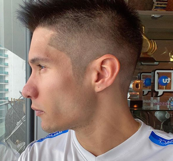 Chyno, de “Chyno y Nacho”, quedó paralítico y pasó 4 semanas internado Chyno, de “Chyno y Nacho”, quedó paralítico y pasó 4 semanas internado