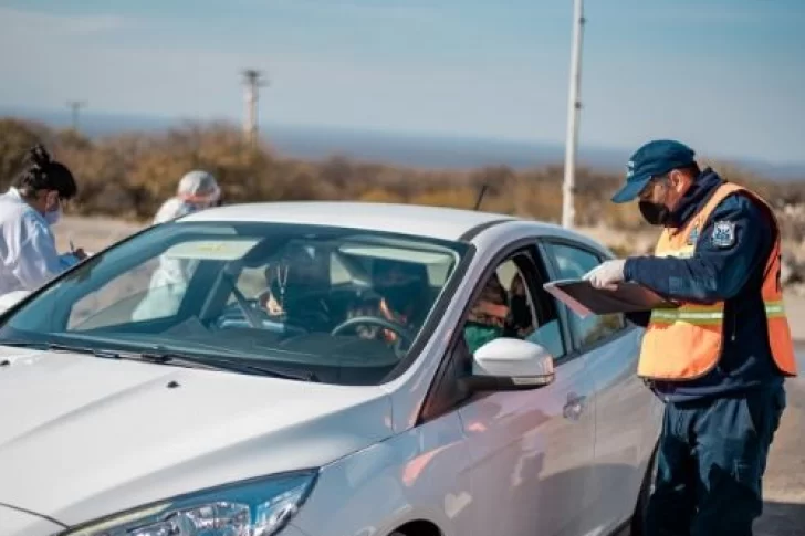 Refuerzan controles para evitar encuentros de jóvenes en masa en departamentos alejados