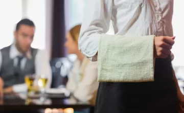 “Que trabaje mucho y cobrando poco”: la oferta laboral que generó bronca