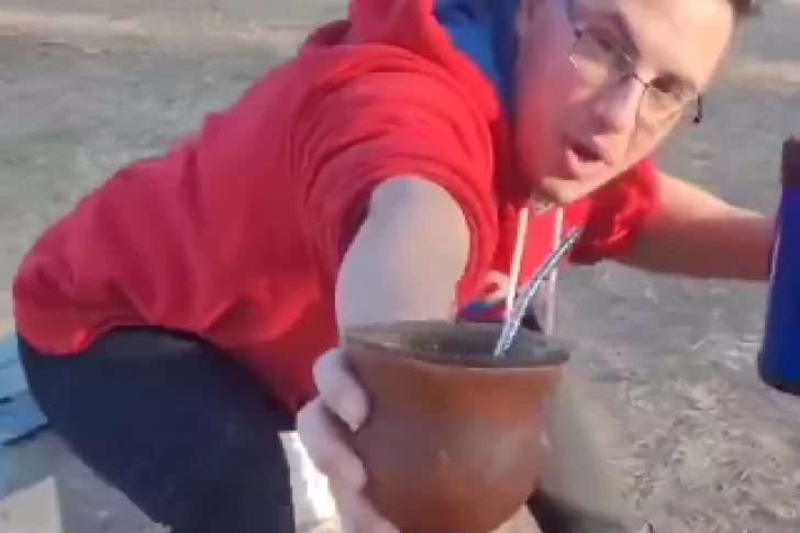 La insólita falla en una plaza de Córdoba que se volvió viral