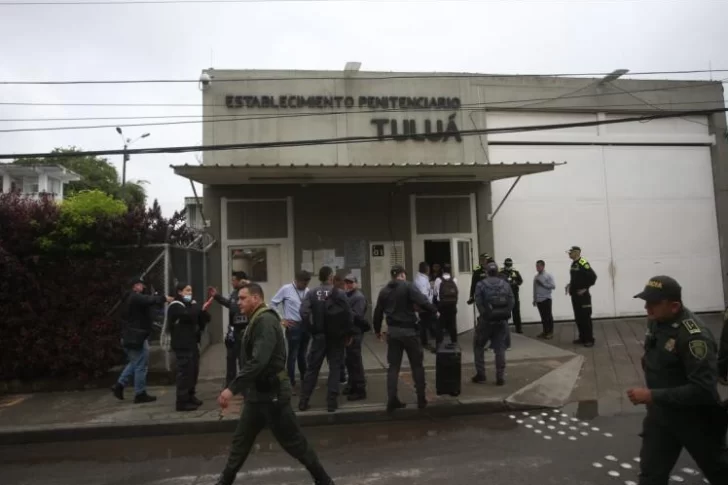 Murieron 49 presos en un motín en una cárcel de Colombia