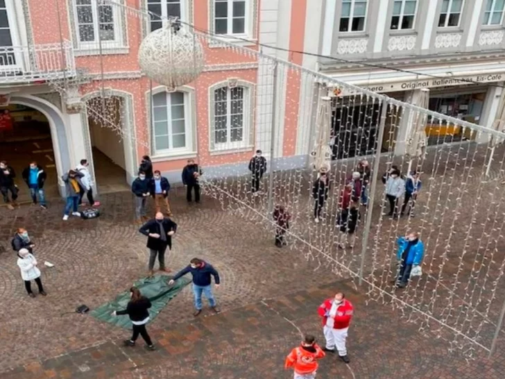 Un auto atropelló a una multitud en una peatonal de Alemania: hay 4 muertos y 30 heridos Un auto atropelló a una multitud en una peatonal de Alemania: hay 4 muertos y 30 heridos