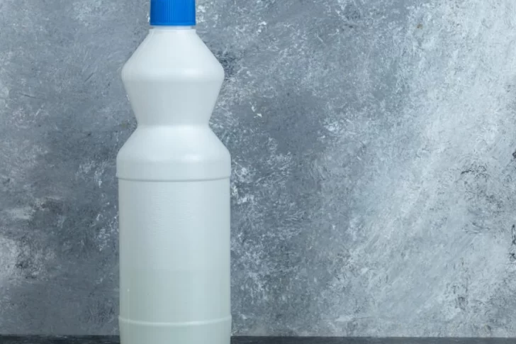 ANMAT prohibió la venta y el uso de una marca de cloro