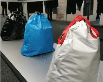Balenciaga fabricó la bolsa de basura más cara del mundo: es de cuero de ternero Balenciaga fabricó la bolsa de basura más cara del mundo: es de cuero de ternero