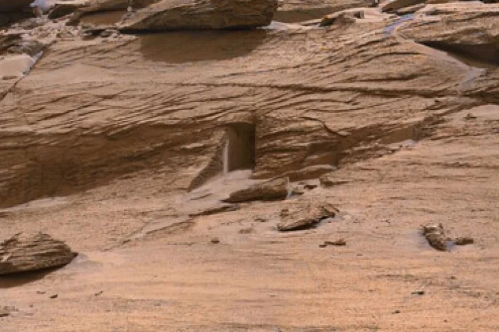 La NASA difundió la foto de una misteriosa puerta en Marte