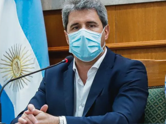 A un mes de las PASO, Uñac instó a los sanjuaninos a “participar cuidando los protocolos” A un mes de las PASO, Uñac instó a los sanjuaninos a “participar cuidando los protocolos”