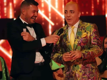 Cristian Castro sorprendió con su extraño look en Canta Conmigo Ahora Cristian Castro sorprendió con su extraño look en Canta Conmigo Ahora