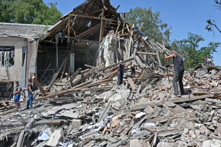 Ucrania admite que la ofensiva rusa está causando “destrucciones catastróficas”
