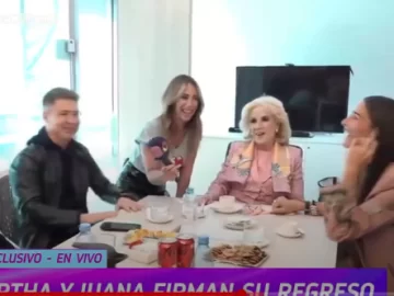 Mirtha Legrand se emocionó al firmar su contrato con eltrece Mirtha Legrand se emocionó al firmar su contrato con eltrece