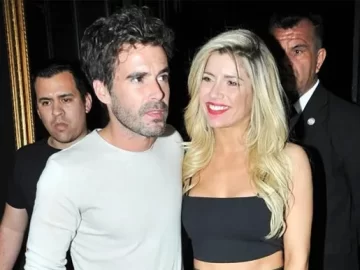 La foto de Laurita Fernández arriba de Cabré que es furor La foto de Laurita Fernández arriba de Cabré que es furor