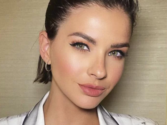 La China Suarez hizo fotos en ropa interior con su nuevo look La China Suarez hizo fotos en ropa interior con su nuevo look