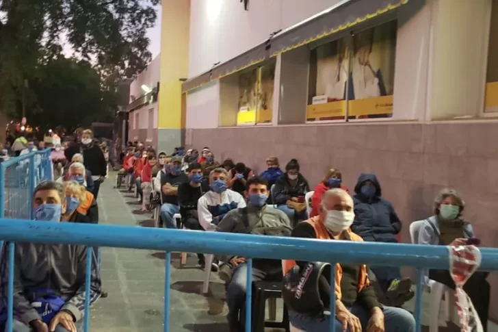 Continúa el pago a jubilados en los bancos: cómo sigue el cronograma