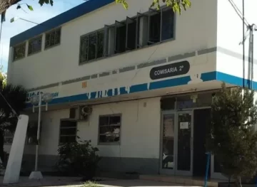 Entraron mientras dormía y le robaron joyas y dólares Entraron mientras dormía y le robaron joyas y dólares