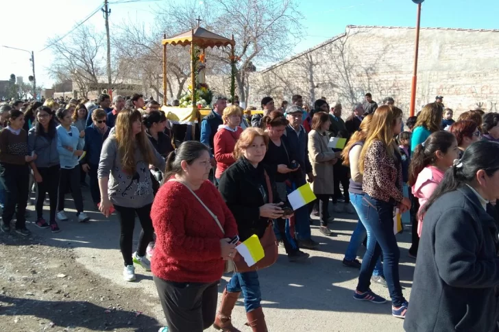 Unos 15 mil fieles demostraron su fe por San Cayetano en Chimbas