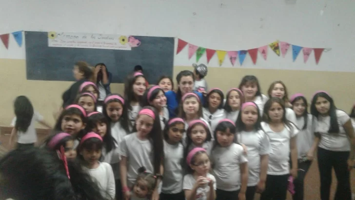 Con más amor que capacidad, da clases gratis de zumba a nenas de bajos recursos Con más amor que capacidad, da clases gratis de zumba a nenas de bajos recursos