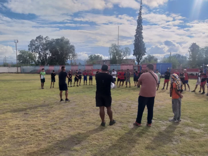 Villa Obrera metió primera Villa Obrera metió primera