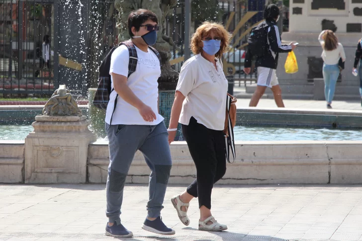 Viernes con máxima de 33 grados y posibles tormentas por la noche Viernes con máxima de 33 grados y posibles tormentas por la noche