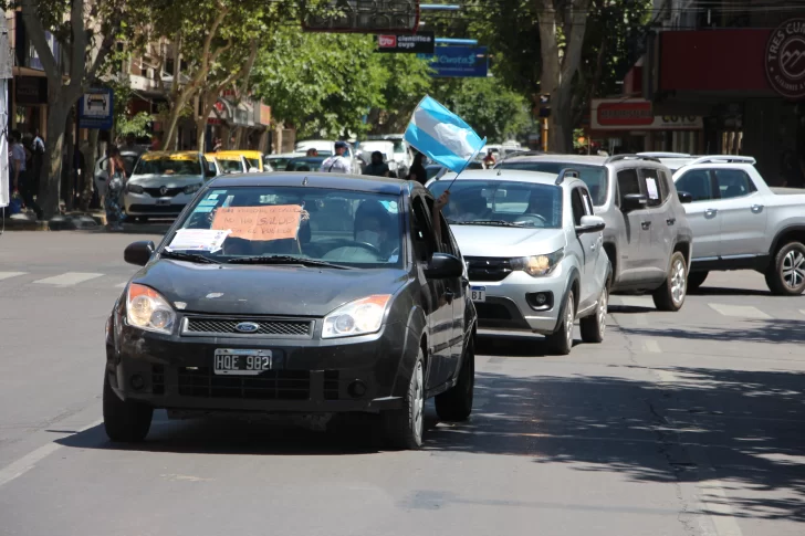 Otra caravana de los médicos sanjuaninos Otra caravana de los médicos sanjuaninos
