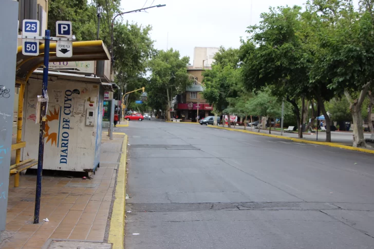 Una parada histórica, desolada Una parada histórica, desolada