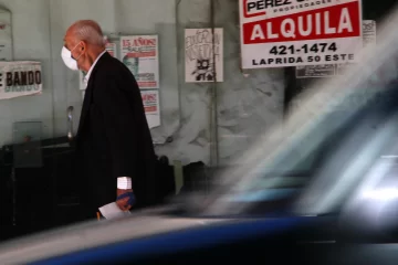 San Juan reportó 64 casos en las últimas 24 hs y 47 pacientes están internados en área crítica San Juan reportó 64 casos en las últimas 24 hs y 47 pacientes están internados en área crítica