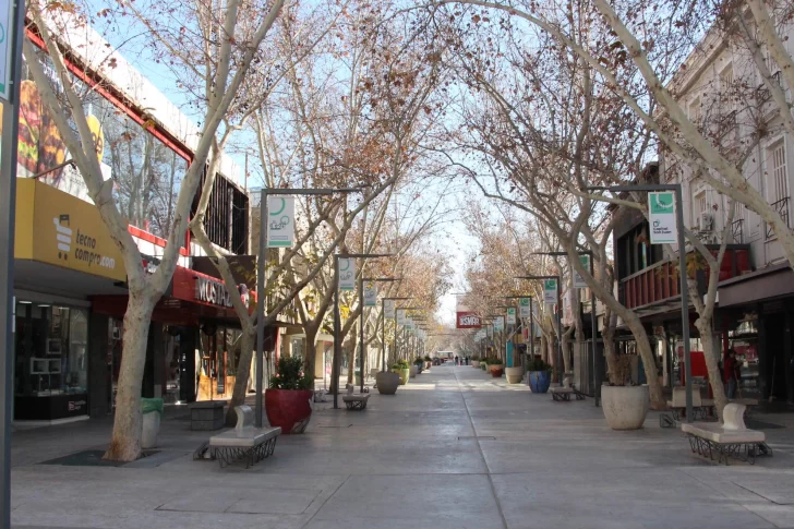 Con el inicio del brote de coronavirus, las venta de agosto cayeron un 52% en San Juan