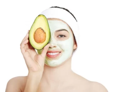La novedosa mascarilla de palta y banana que es furor entre las jóvenes