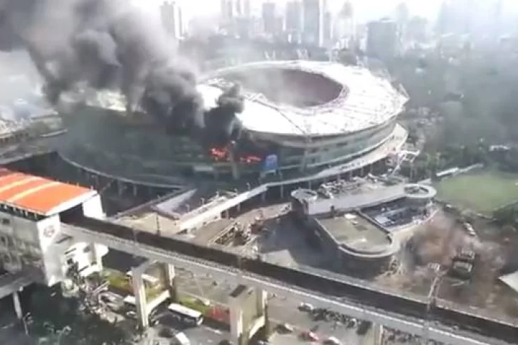 Dos personas mayores murieron en un terrible incendio en el barrio Residencial Rawson
