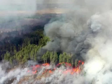 Incendios en la zona de Chernóbil se acercan a los depósitos de residuos radiactivos