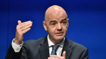 Infantino: “El fútbol será menos arrogante y más acogedor tras la pandemia” Infantino: “El fútbol será menos arrogante y más acogedor tras la pandemia”