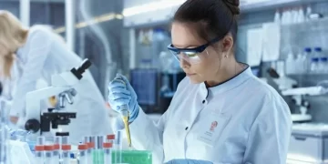 Científicos descubren el “talón de Aquiles” del coronavirus para evitar su multiplicación