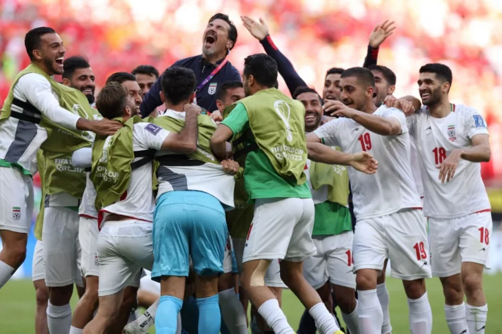 Irán consiguió una victoria agónica e histórica ante el Gales de Bale