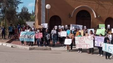 Encendido reclamo por el gendarme jachallero detenido en Rosario por matar a un ladrón Encendido reclamo por el gendarme jachallero detenido en Rosario por matar a un ladrón