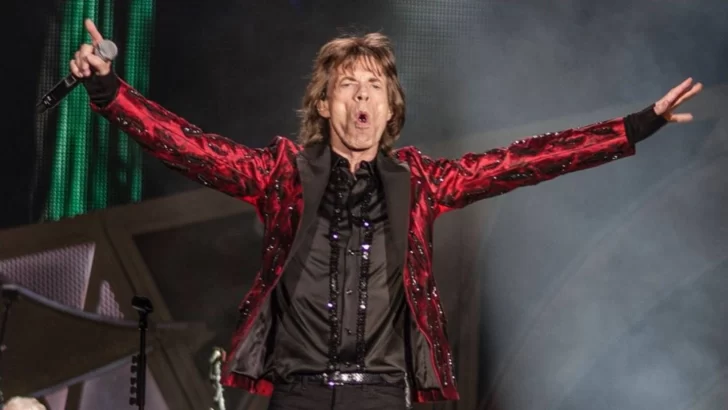 Mick Jagger tiene covid