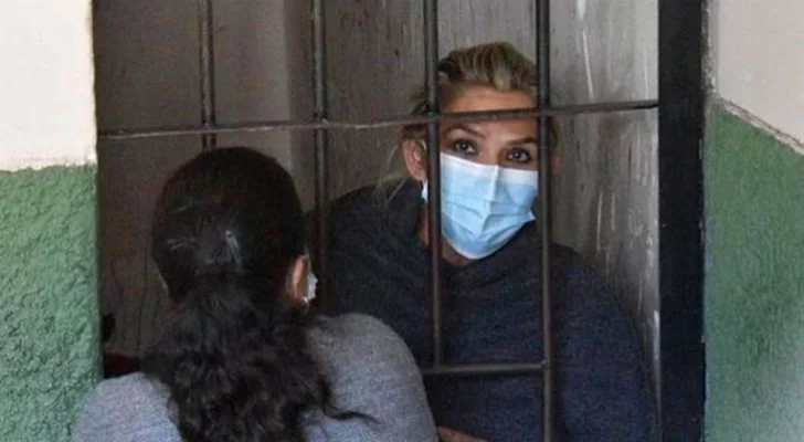 La expresidenta Áñez está estable luego de autolesionarse La expresidenta Áñez está estable luego de autolesionarse