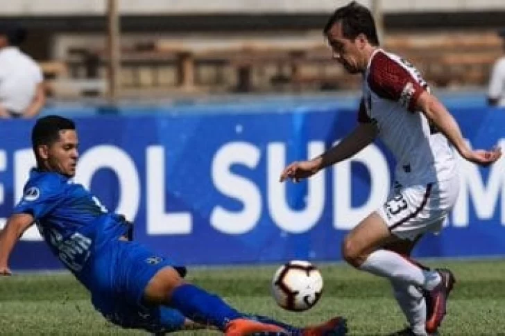 Colón se durmió en el final y perdió con Zulia en Venezuela