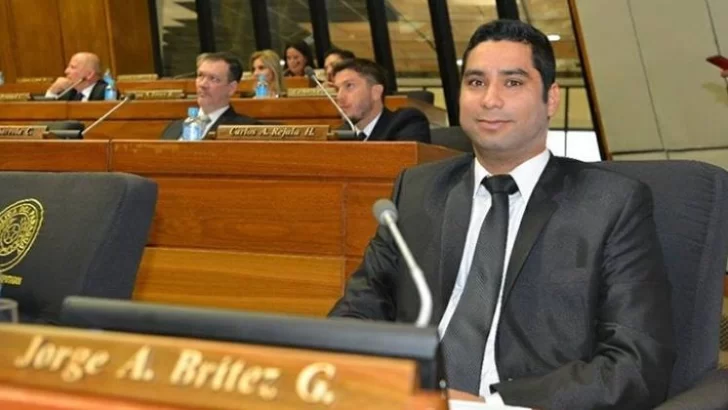 Diputado paraguayo propone el proyecto “Robin Hood” para “legalizar un poco el robo” Diputado paraguayo propone el proyecto “Robin Hood” para “legalizar un poco el robo”