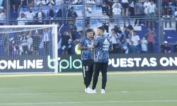 De Paul y Paredes entraron al campo y estalló el Bicentenario: “Dale campeón… dale campeón” De Paul y Paredes entraron al campo y estalló el Bicentenario: “Dale campeón… dale campeón”