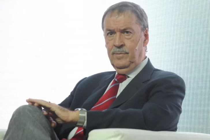 El gobernador de Córdoba Juan Schiaretti se bajó el sueldo