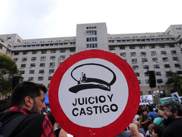 Preocupa en el Gobierno el aumento de beneficios judiciales a represores Preocupa en el Gobierno el aumento de beneficios judiciales a represores