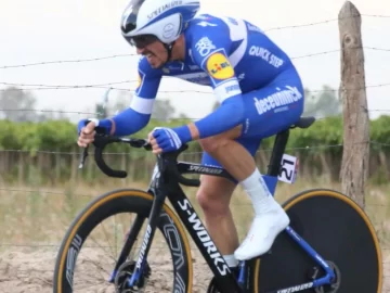 Tras la victoria de Alaphilippe, la general sufrió cambios Tras la victoria de Alaphilippe, la general sufrió cambios