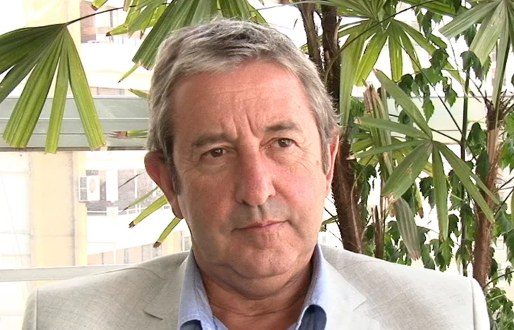 El exvicepresidente Julio Cobos fue padre por cuarta vez a sus 65 años El exvicepresidente Julio Cobos fue padre por cuarta vez a sus 65 años