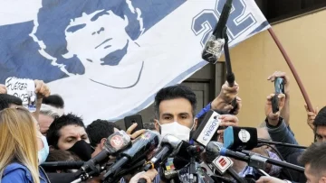 Médico de Maradona: “Diego está lúcido y de acuerdo con la operación”